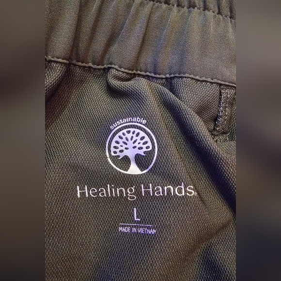 Healing hands jogger scrub set - Picture 9 of 9